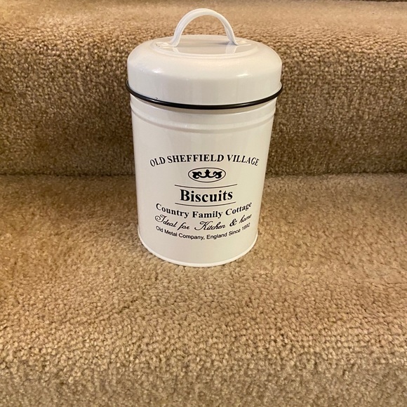 Modern Farmhouse Decor - Picture 3 of 6